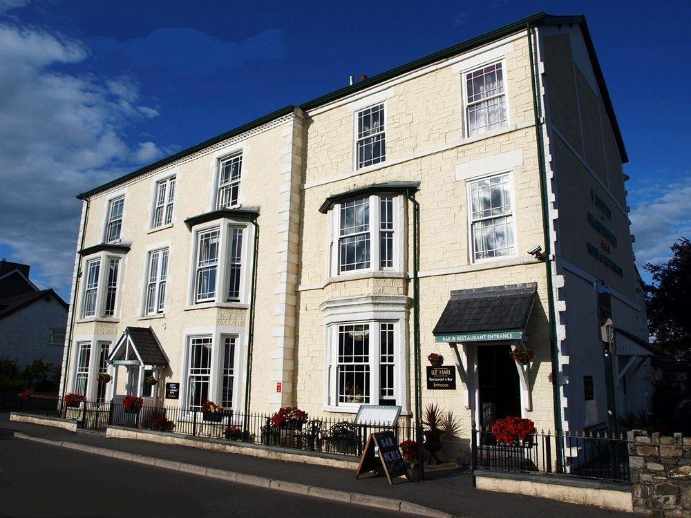 The Meadowsweet Hotel & Self Catering Apartments Llanrwst Exterior photo